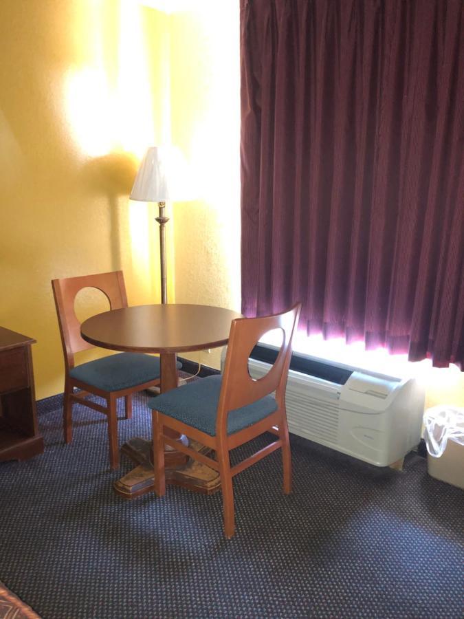 קורדל Capital Inn מראה חיצוני תמונה